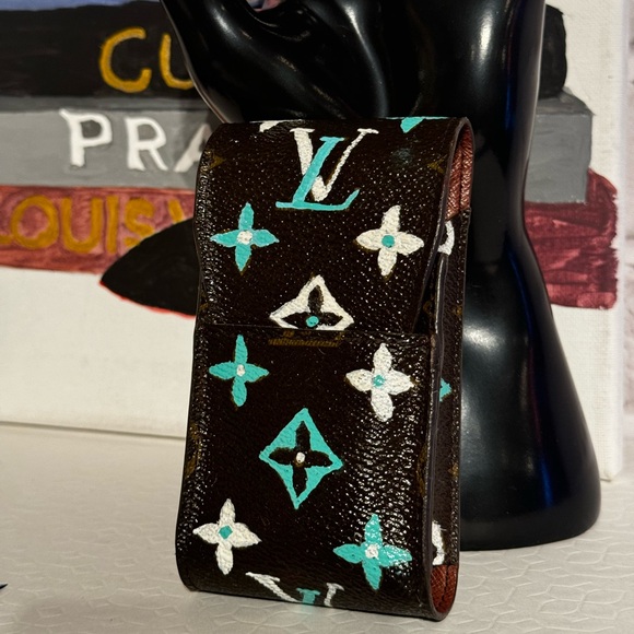 LIPSTICK LV EUC VINTAGE MONOGRAM HOLDER Custom PAINTED CARD HOLDER - Picture 1 of 6